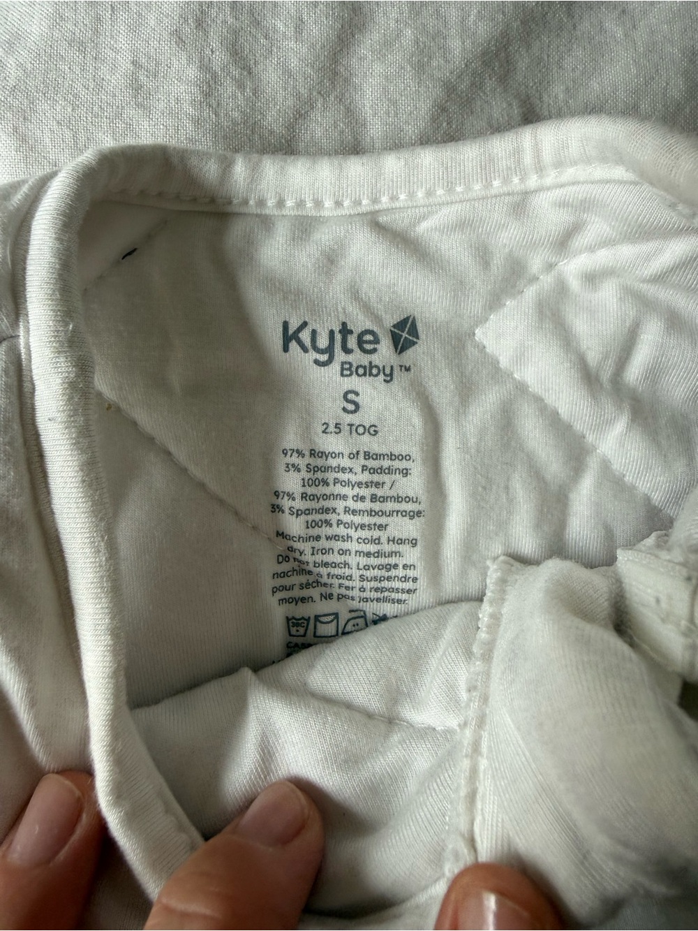 Kyte baby 2.5 tog sleep sack size small.